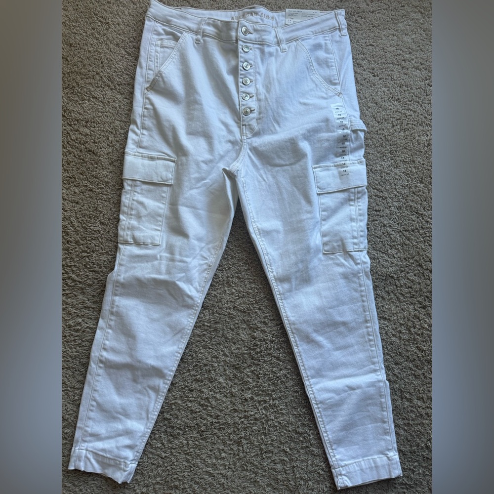 NWT Women’s American Eagle ‘Cool White’ Super Hi-Rise Jegging-Size 18